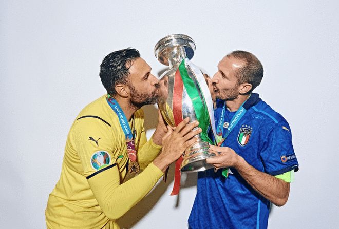 久驻留在球 久驻留在球