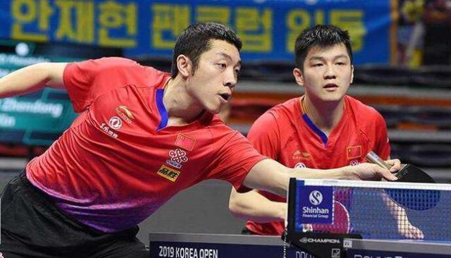 折射球员竞 折射球员竞