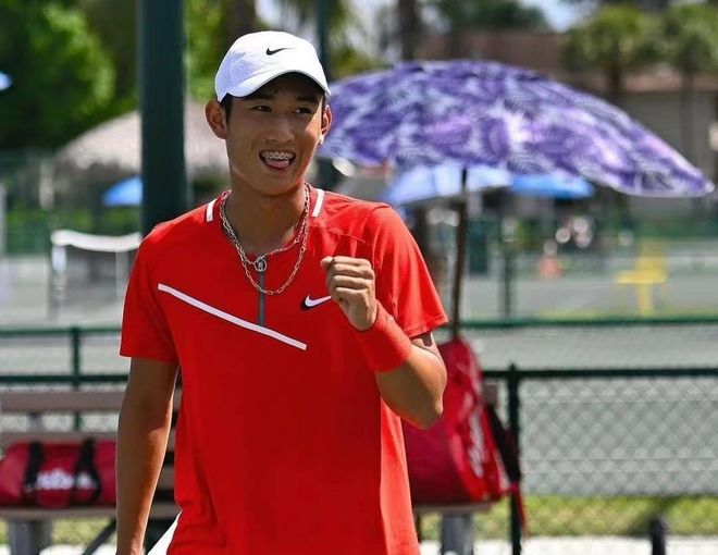 与比赛中一 与比赛中一