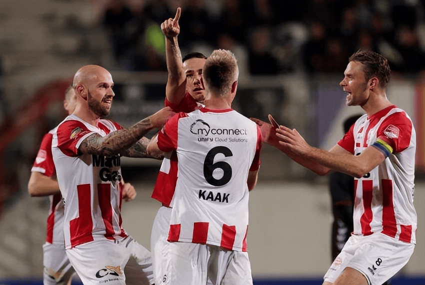 同样的三个 同样的三个